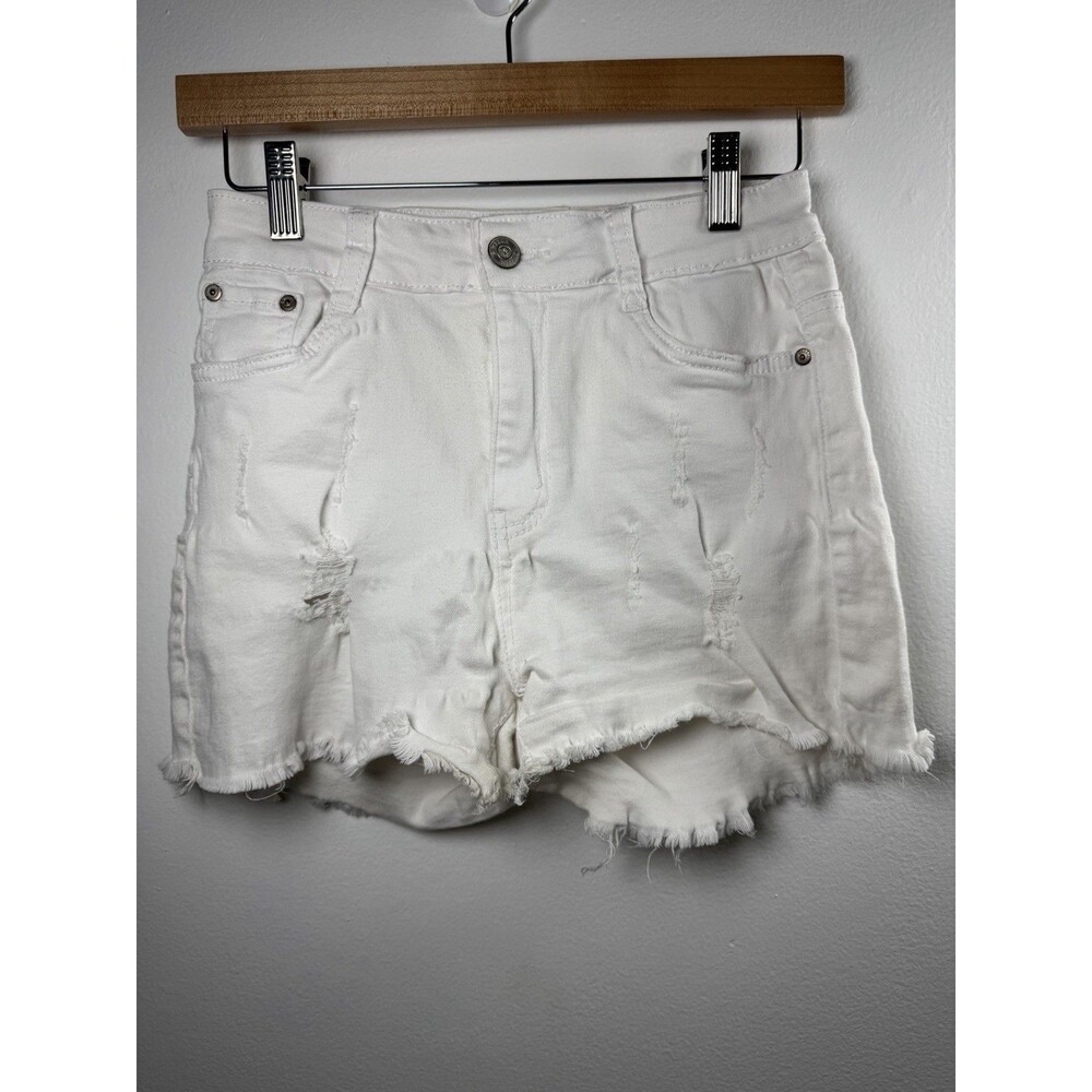 Puzzle Jeans Women’s 5/6 White Distressed Denim Cutoff Shorts Frayed Hem